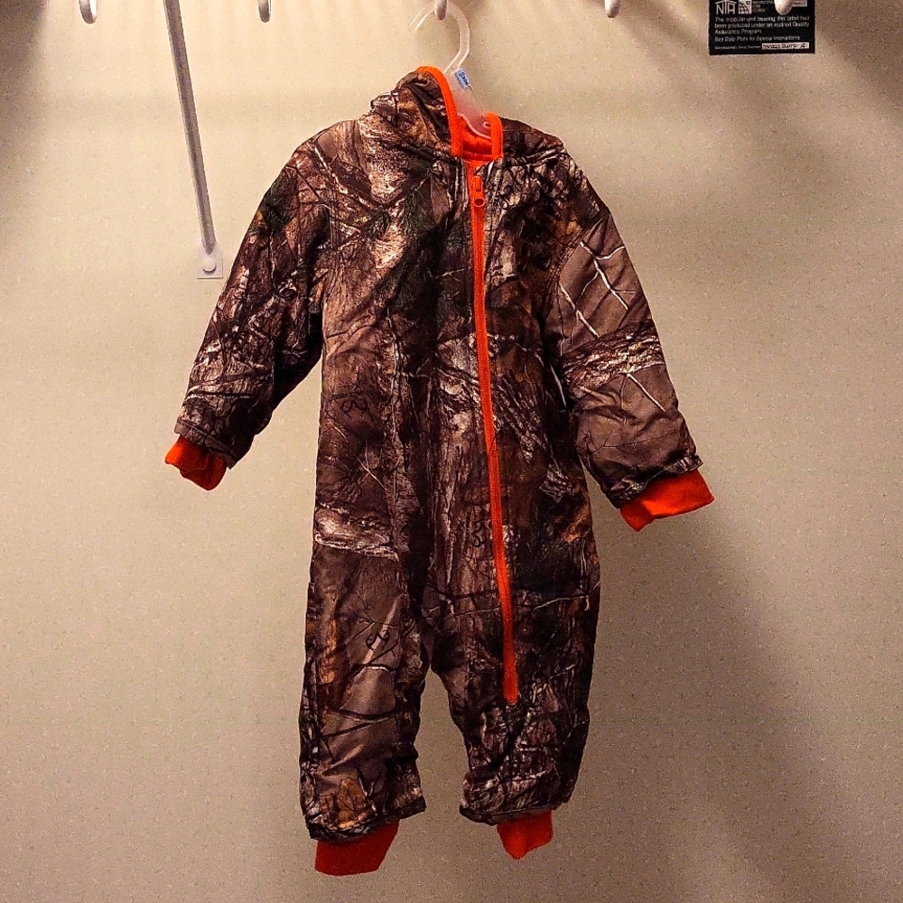 Kids snow suit
